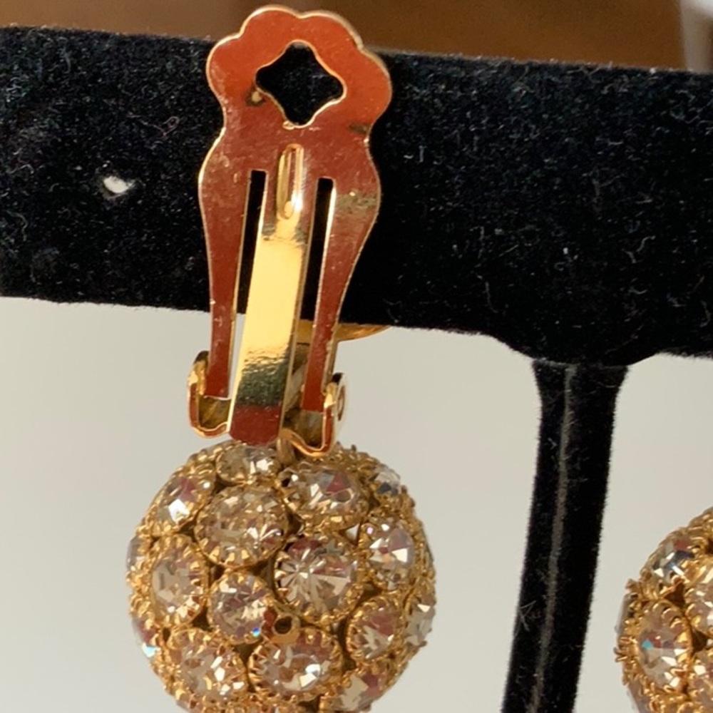 Statement earrings - Picture 3 of 3